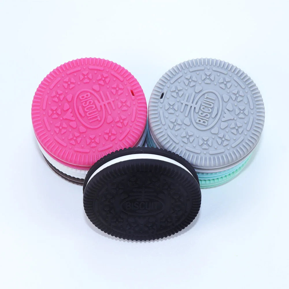 NubiKid™ 2-Pack Biscuit Silicone Teether Set